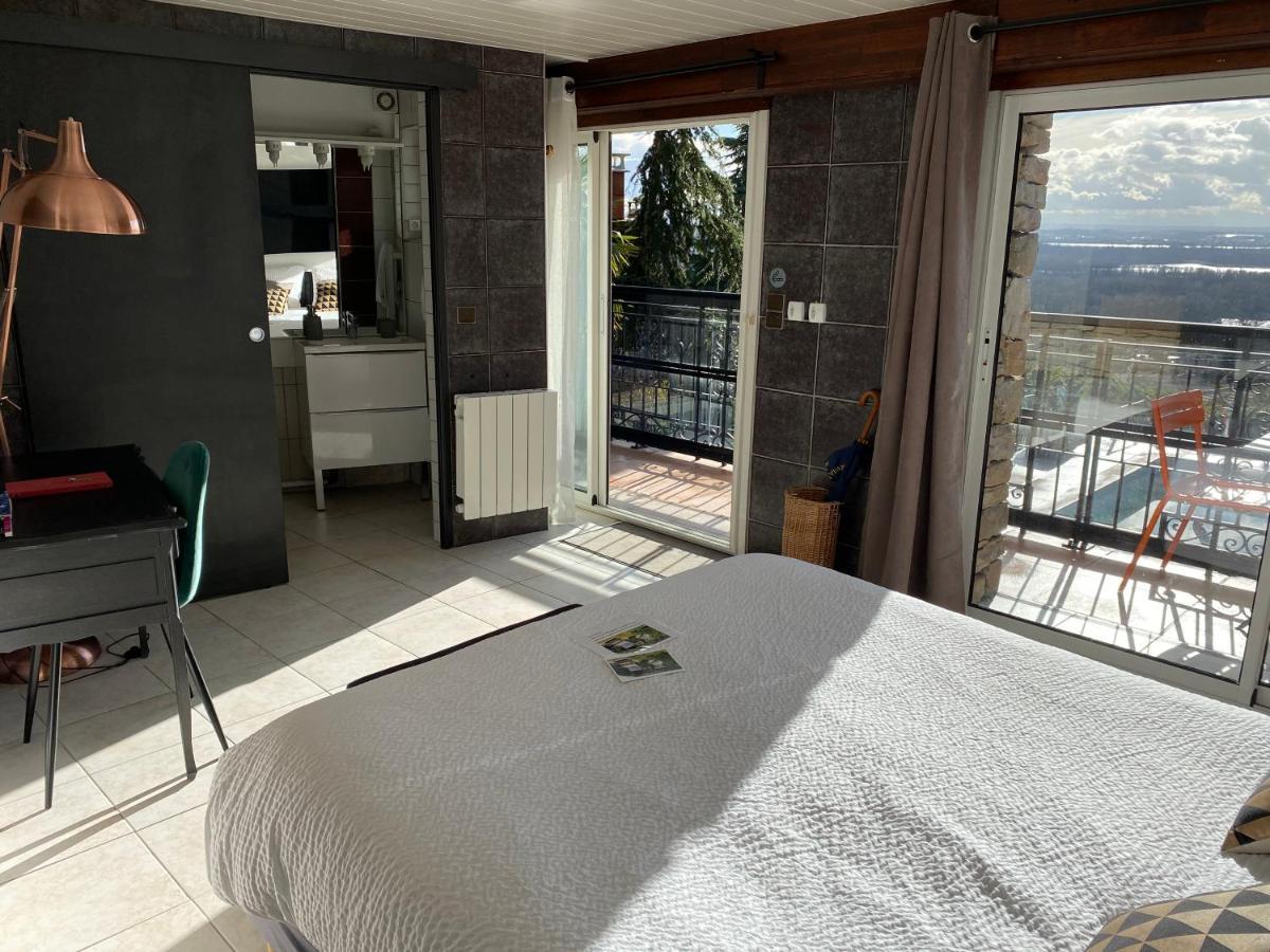 La Du Rhone Bed and breakfast